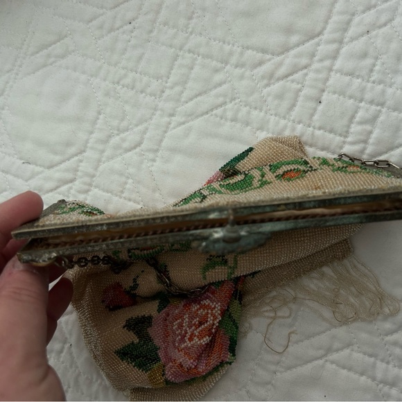 Antique beaded purse/clutch - Picture 4 of 9